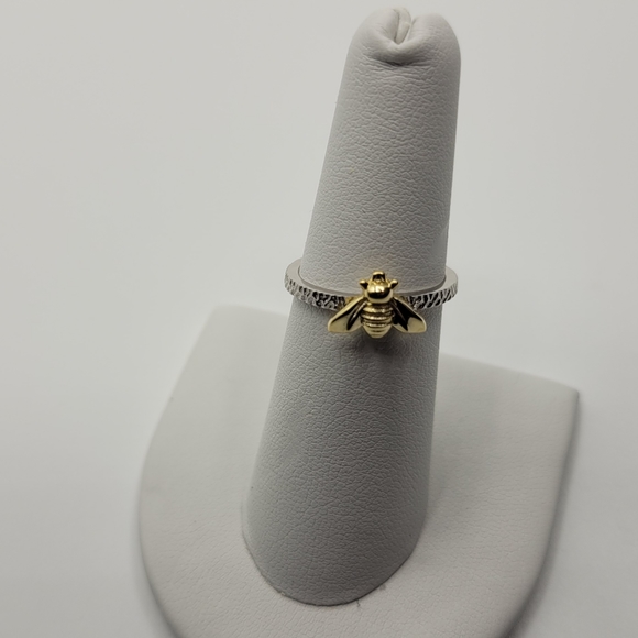 Ring - Picture 3 of 3